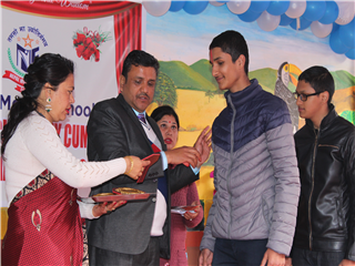 Parents' Day  (Senior)
